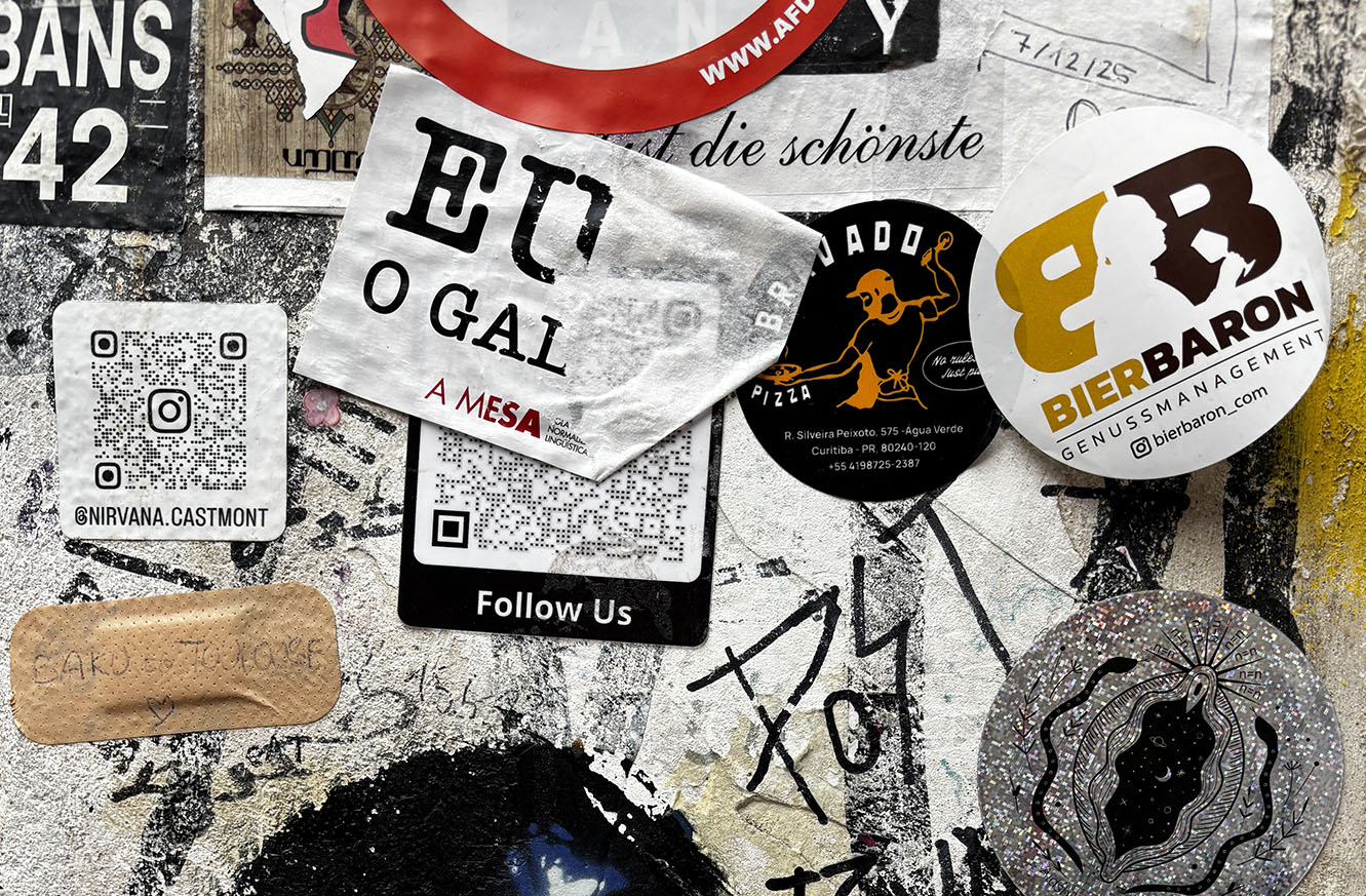 Make visual storytelling stick… with stickers!